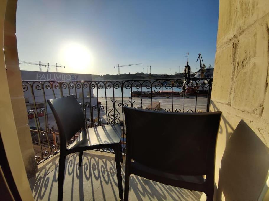 Deck 3 Savynomad Harbour Residences Wow Views Cospicua Buitenkant foto